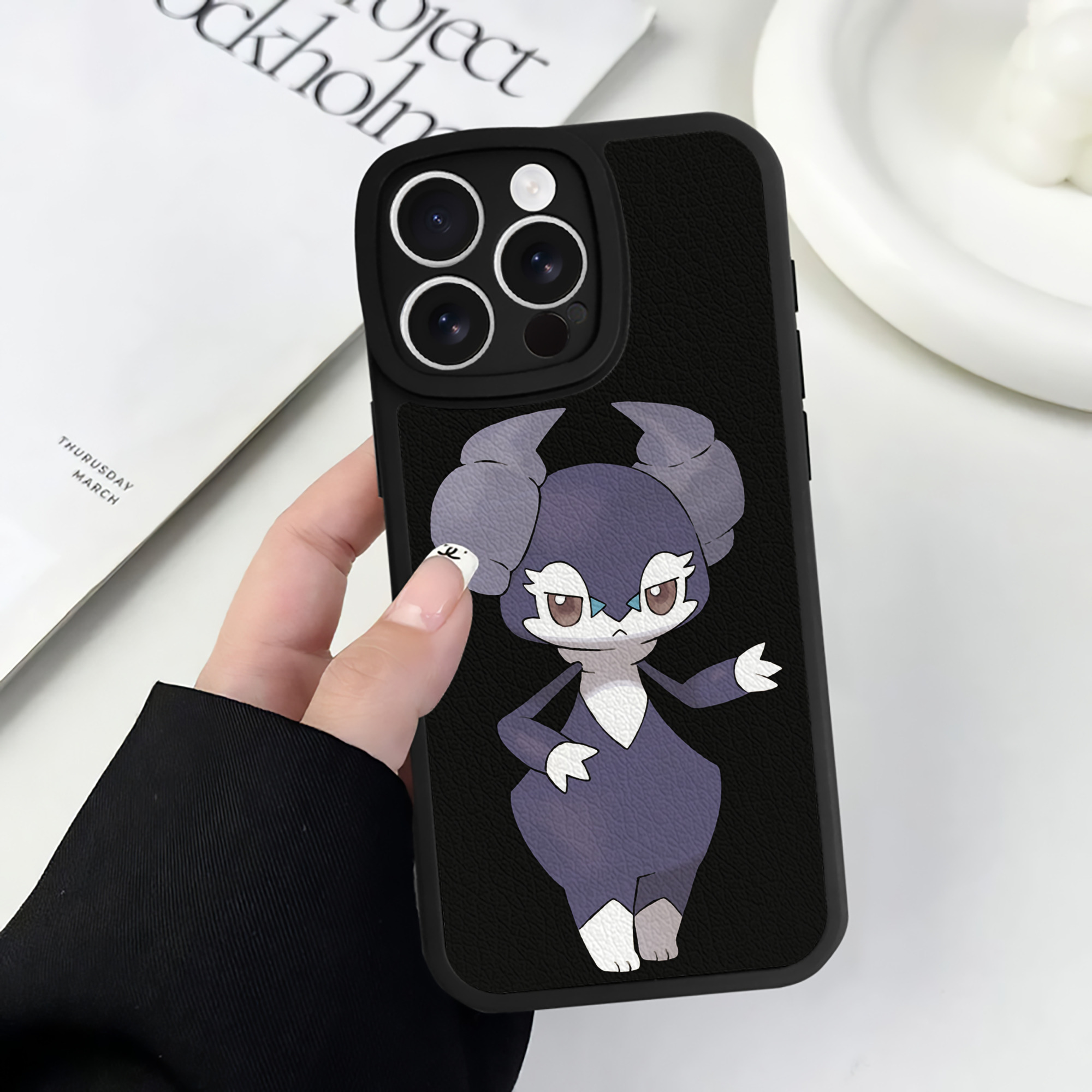 （画像用） ポケットモンスター Pokémon 【iPhone 16シリーズ対応】シリコンスマホケース（レザー調） 材質：シリコン
